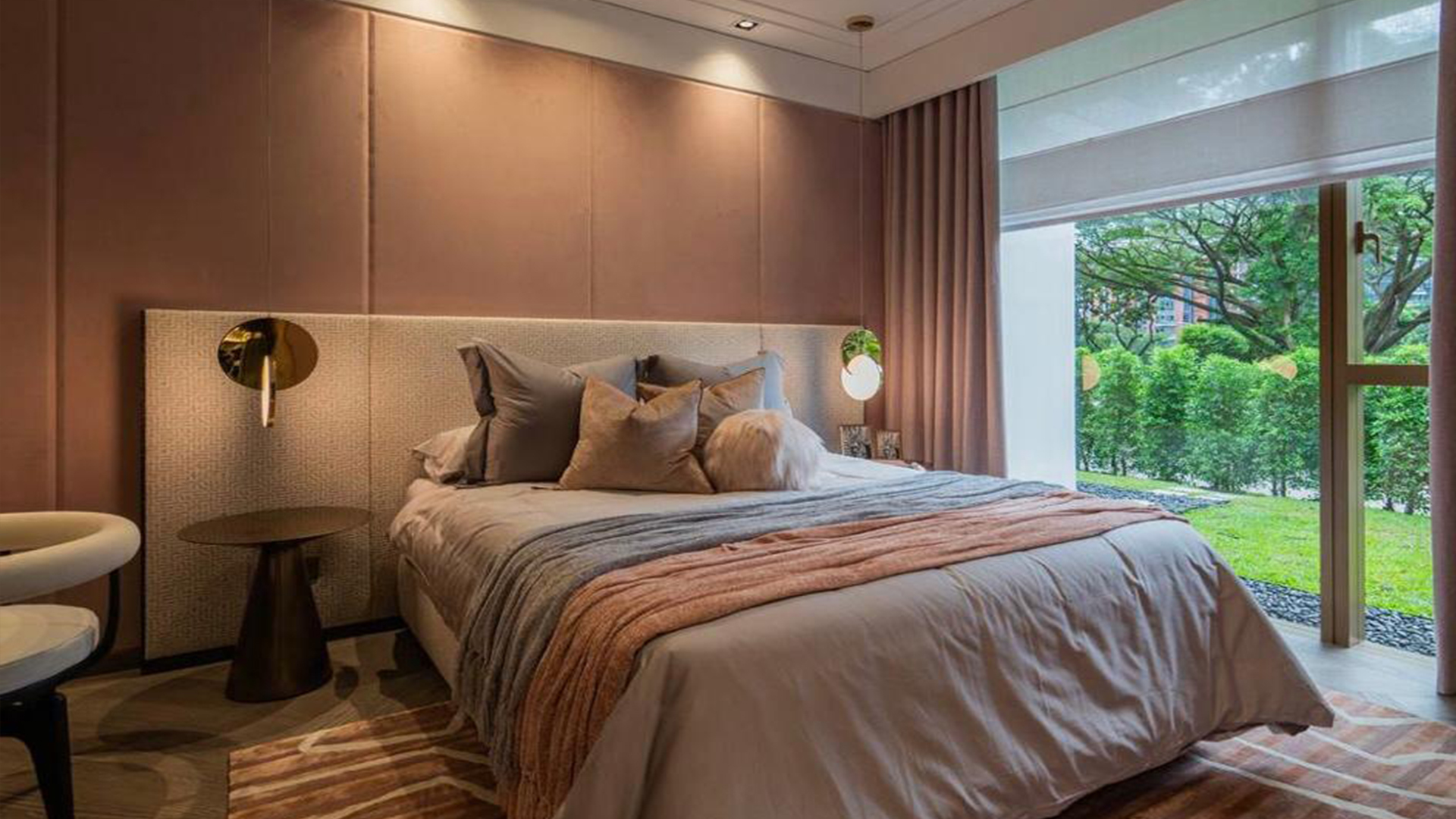KLIMT Cairnhill Singapore luxury apartment property