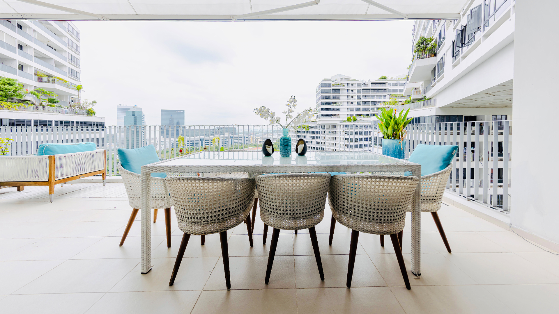 The Interlace Penthouse Singapore luxury apartments balcony