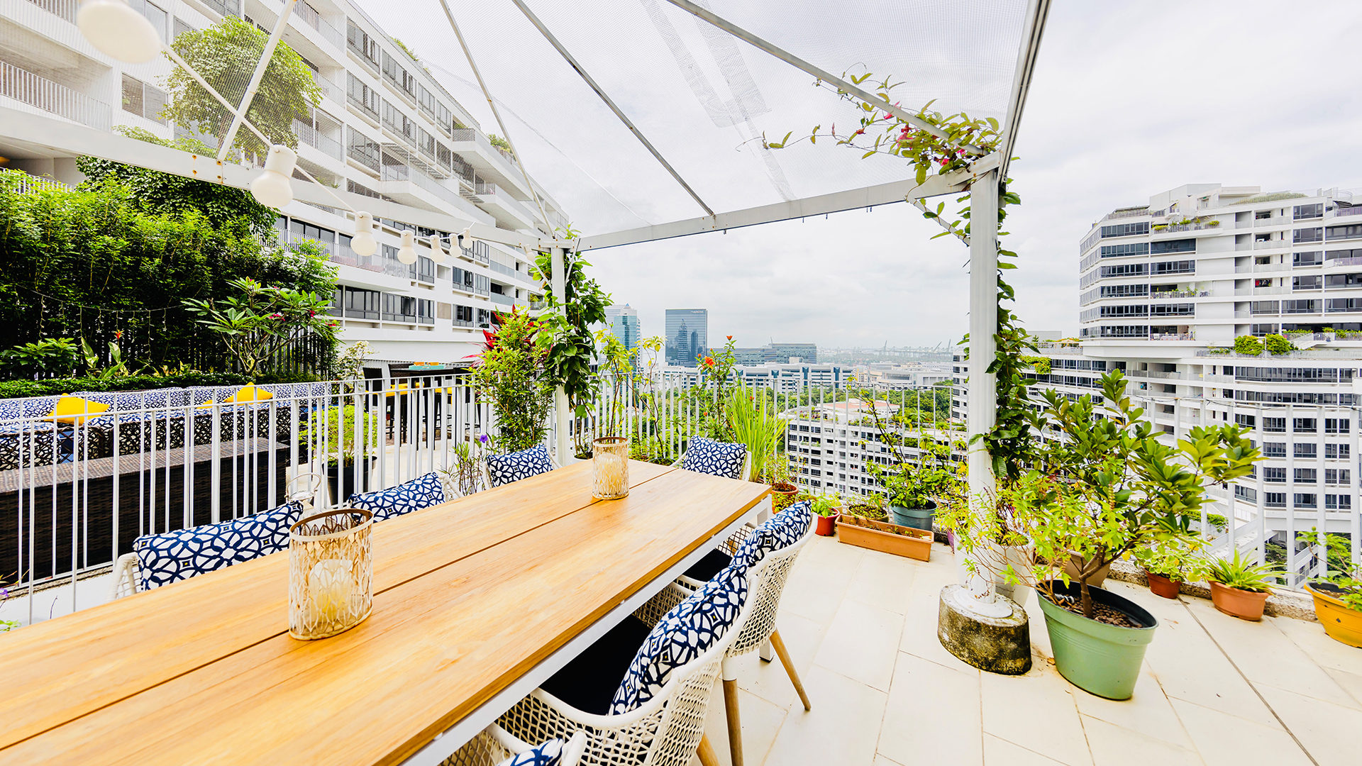 The Interlace Penthouse Singapore luxury apartments outdoor balcony