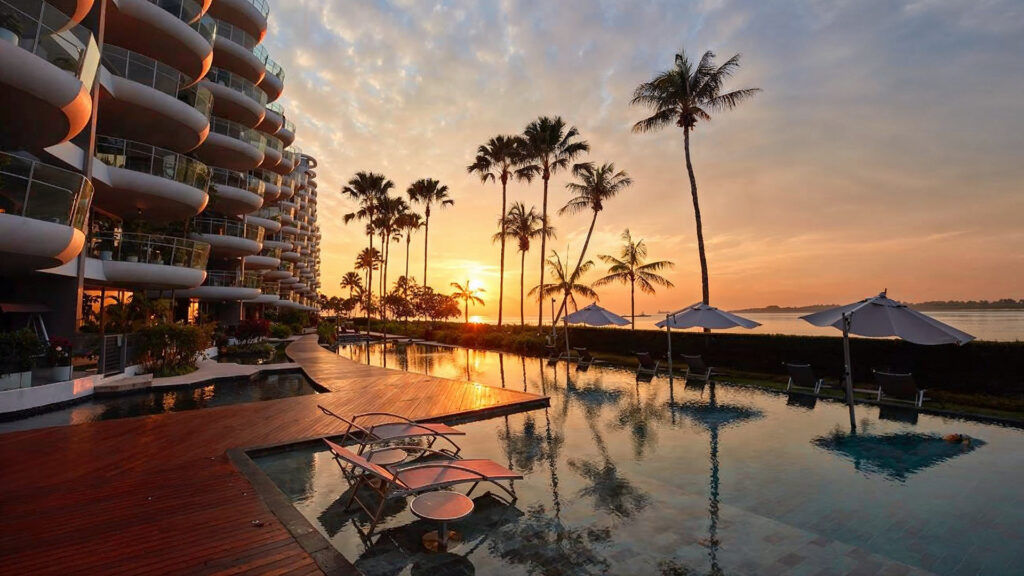 Seascape @ Sentosa sunset pool