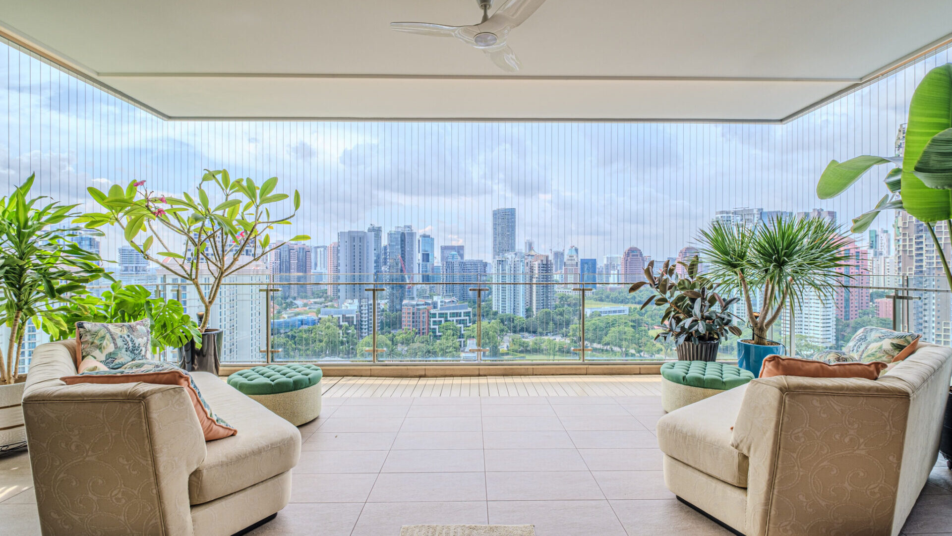 Jalan Mutiara Tanglin Latitude Balcony