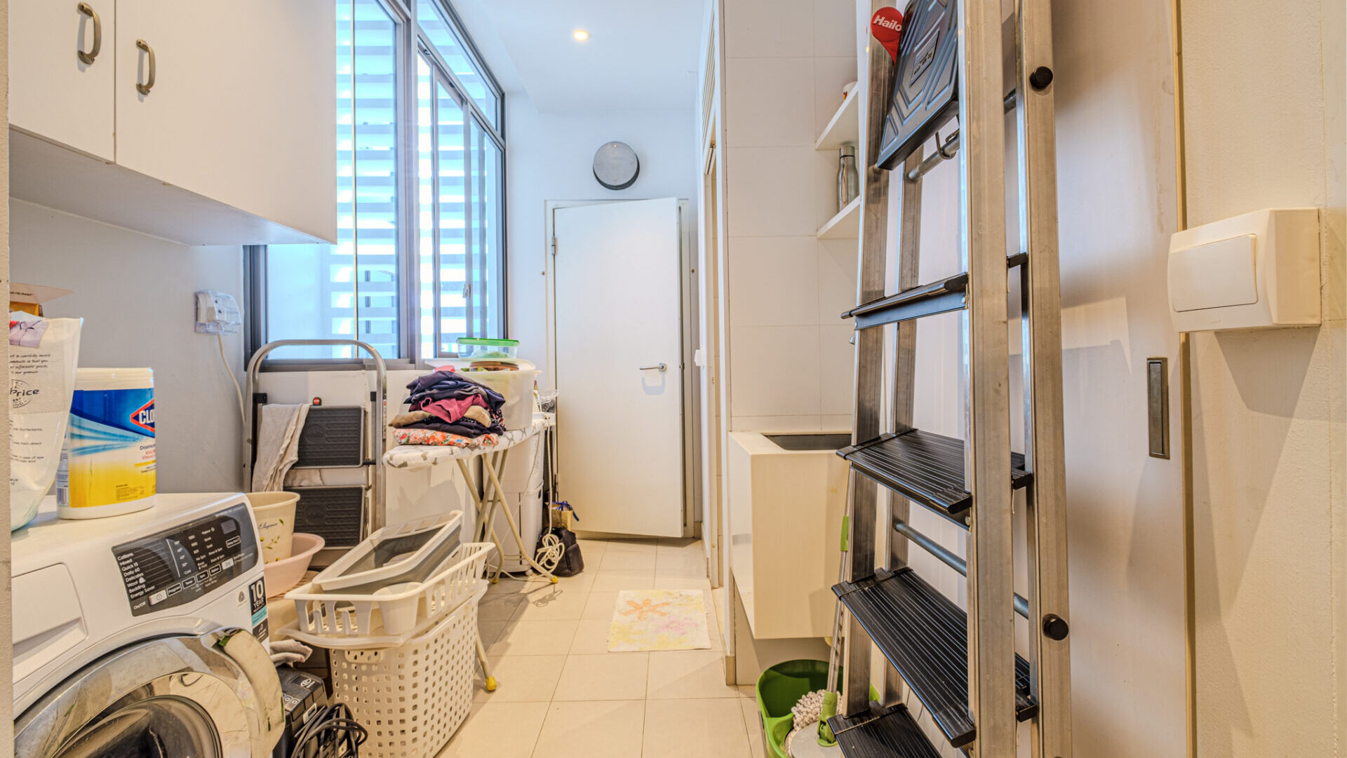 Jalan Mutiara Tanglin Latitude Utility Room