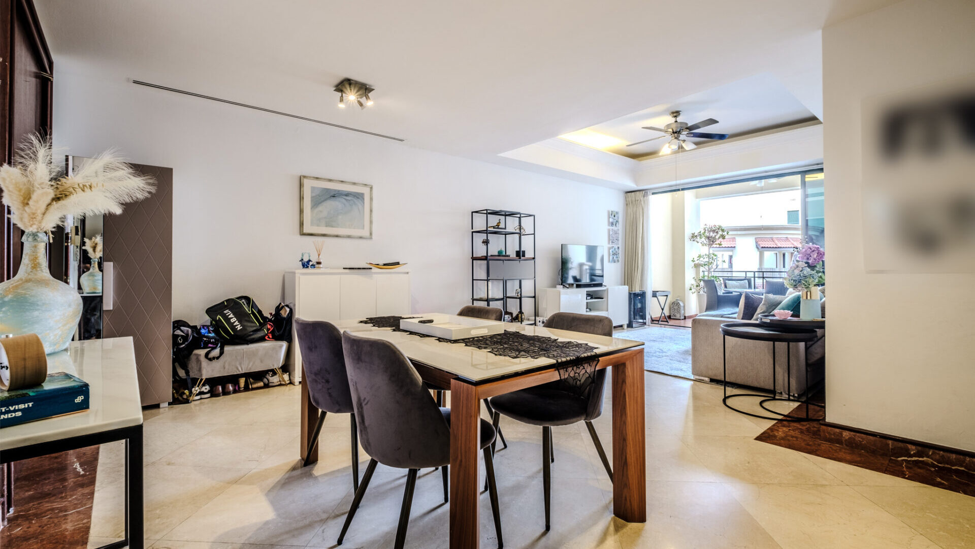 Pebble Bay Dining Room 1 Luxury Property Singapore Luxury Homes