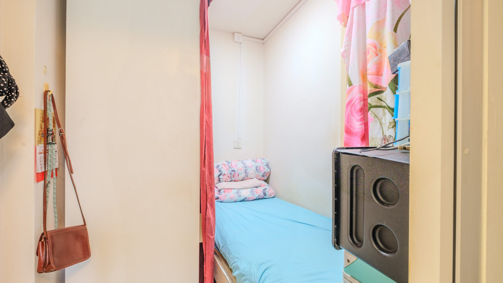 Duchess Crest Helper's Room Luxury Properties Singapore Luxury Homes