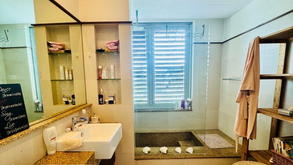 Ocean Drive Sentosa Cove Master Bathroom Luxury Property Singapore Luxury Homes