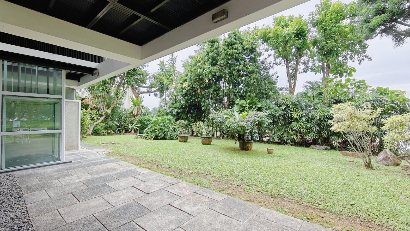 Bin Tong Park Garage Luxury Properties Singapore Luxury Homes