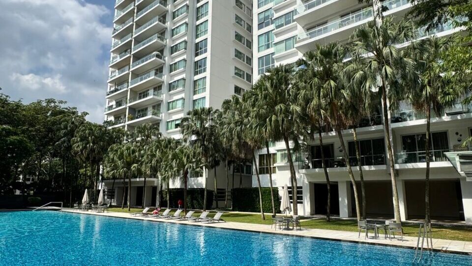 Grange Residences Swimming Pool 2 Luxury Properties Singapore luxury Homes