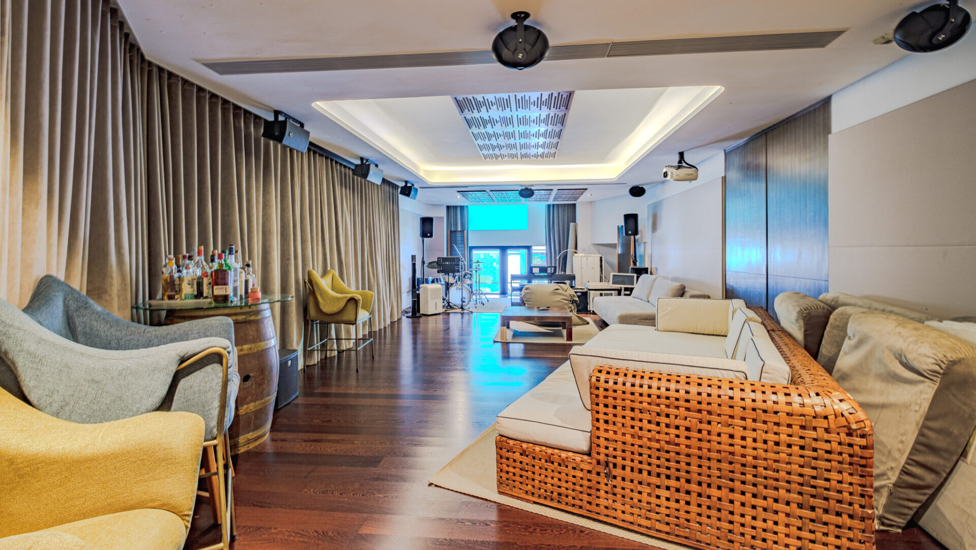 freehold detached house at Hong Kong Park Entertaining room Luxury Properties Singapore Luxury Homes