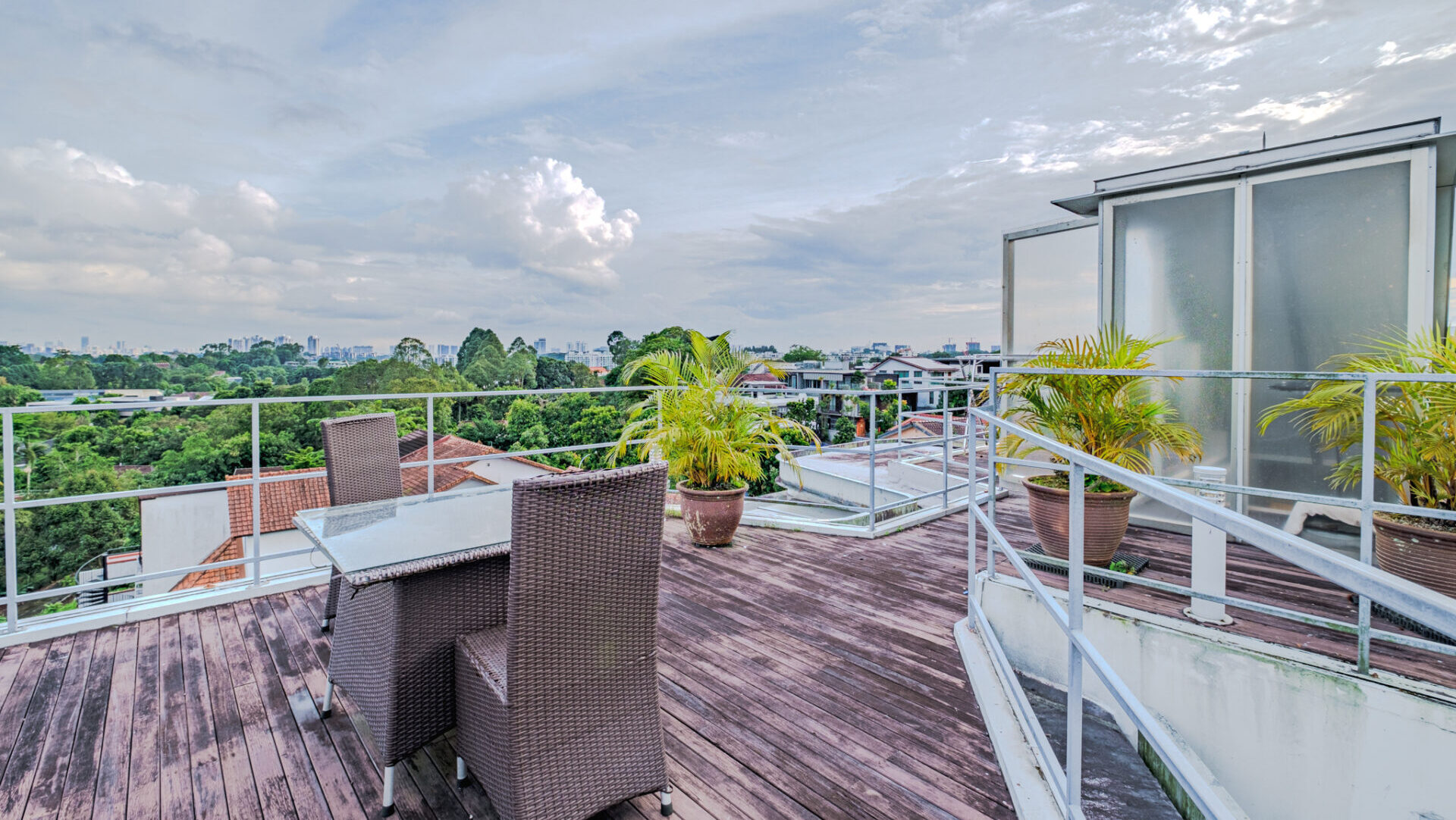freehold detached house at Hong Kong Park Roof Terrace Luxury Properties Singapore Luxury Homes