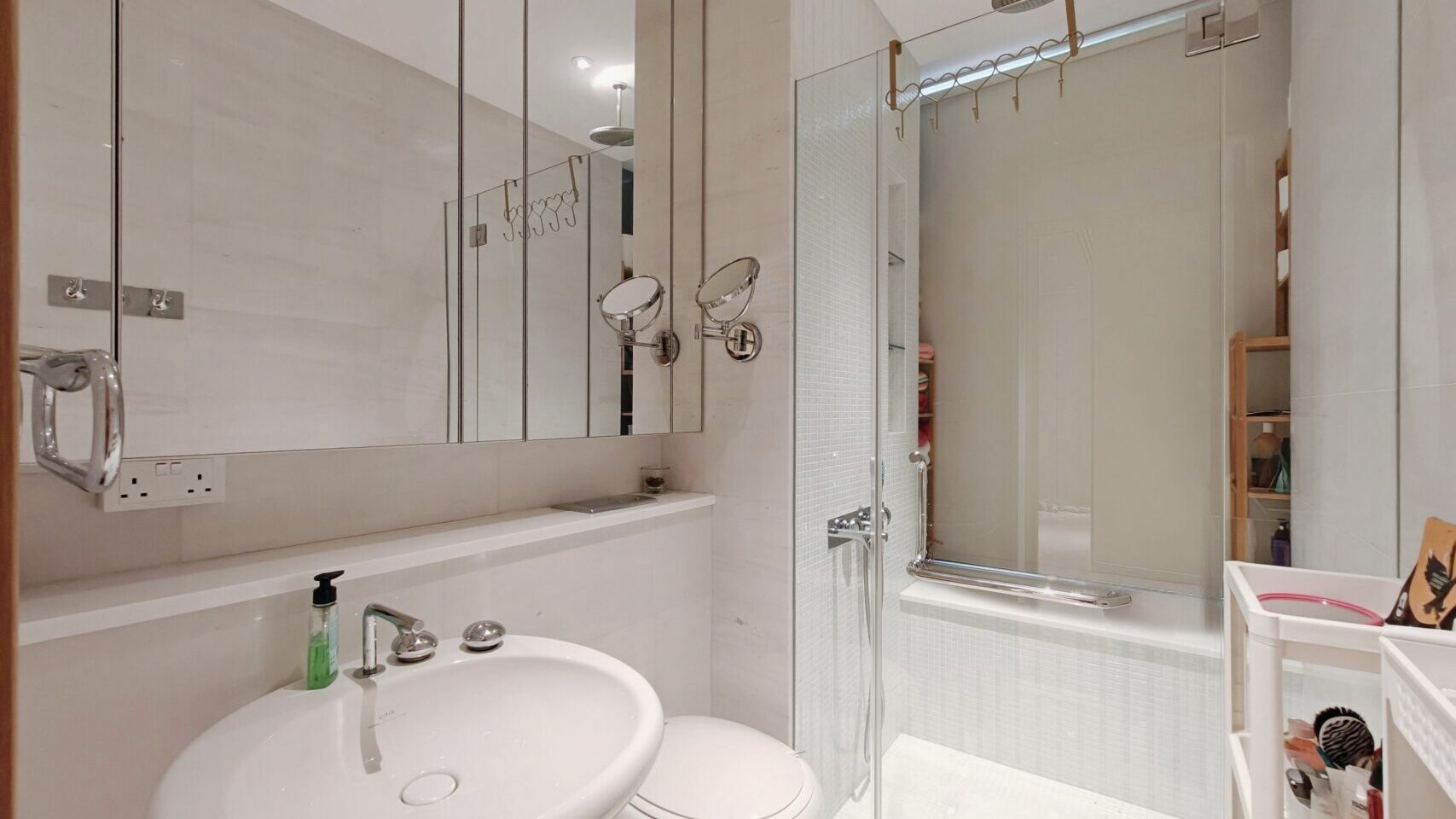 Skyline 360 Bedroom 2 Bathroom Luxury Property Singapore Luxury Homes