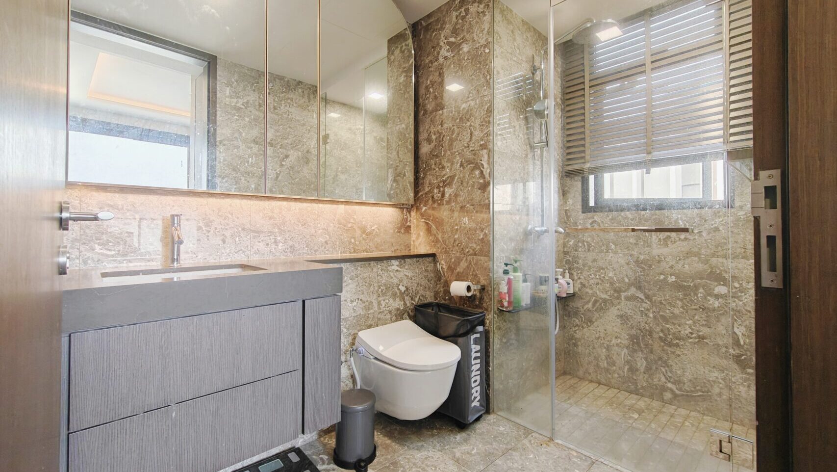 Avenue South Master Bathroom 1 Luxury Property Singapore Luxury Homes