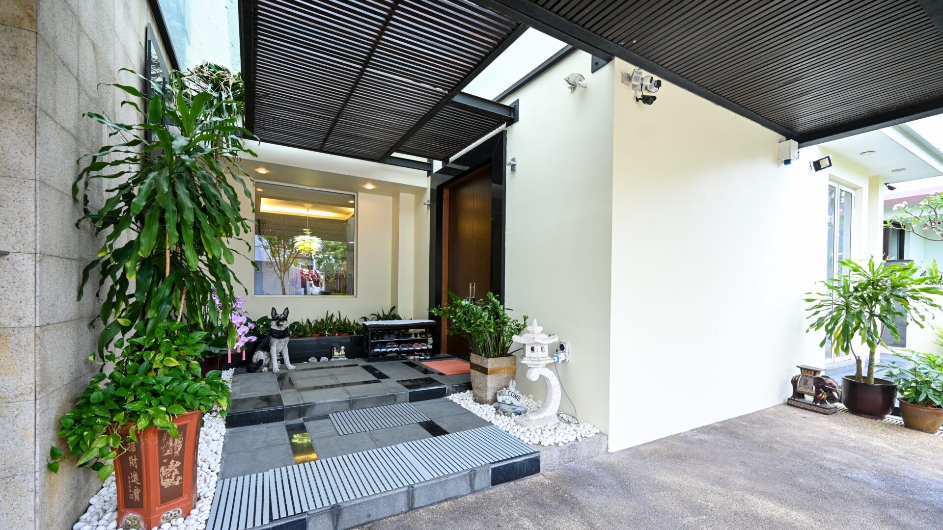 Grove Drive Entry Porch Luxury Property Singapore Luxury Homes