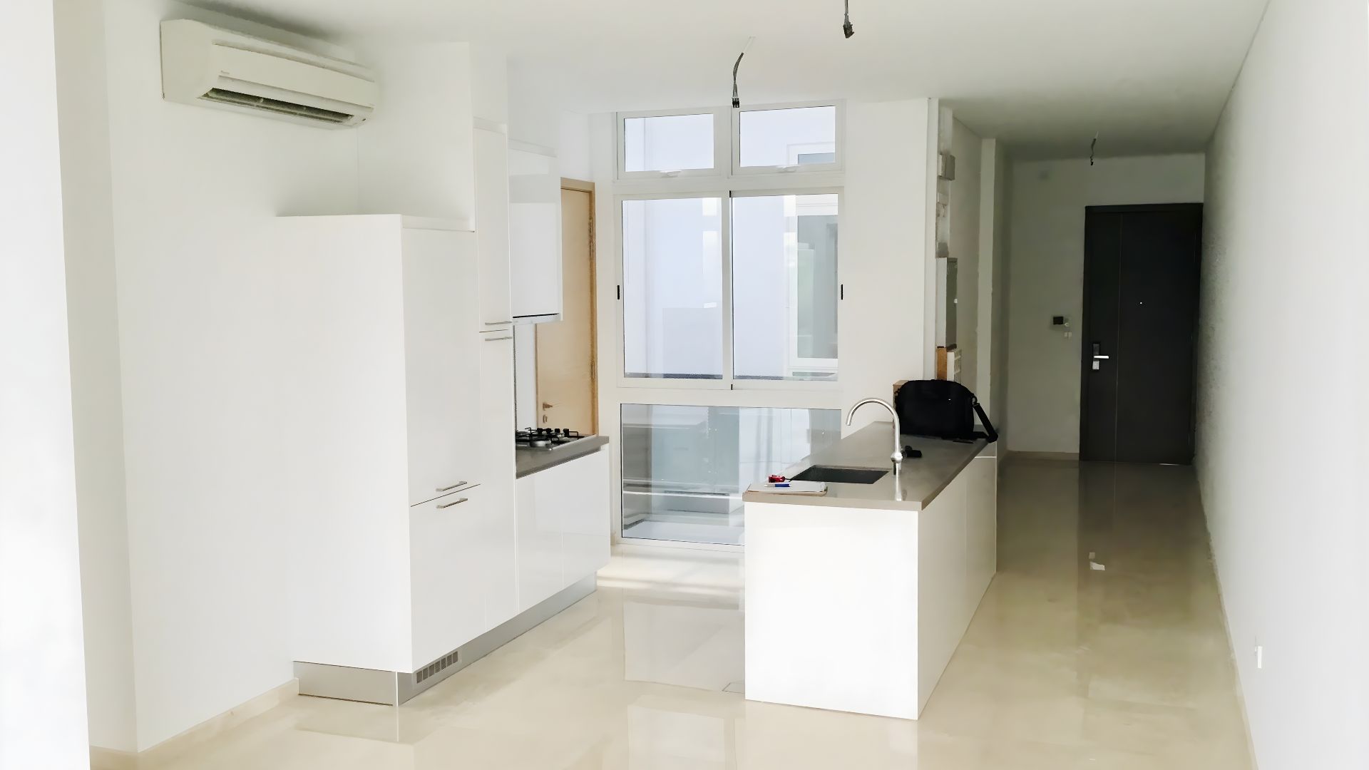 SeaSuites_at_Pasir_Panjang_Dry_Kitchen_4_Luxury_Property_Singapore_Luxury_Homes