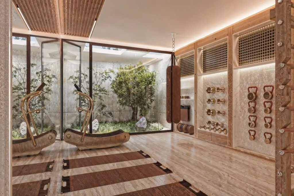 Sixth Avenue Good Class Bungalow home gym